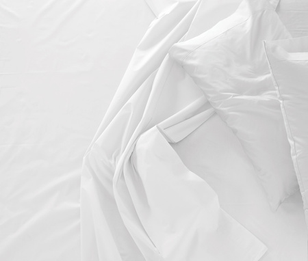 PRZEŚCIERADŁO 240x300 BIAŁE POLEASINGOWE